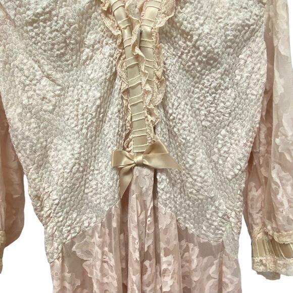 VTG. Victorian Princess Robe Womens M Lace Plunge Chiffon Coquette Fairy Renni - Picture 7 of 11